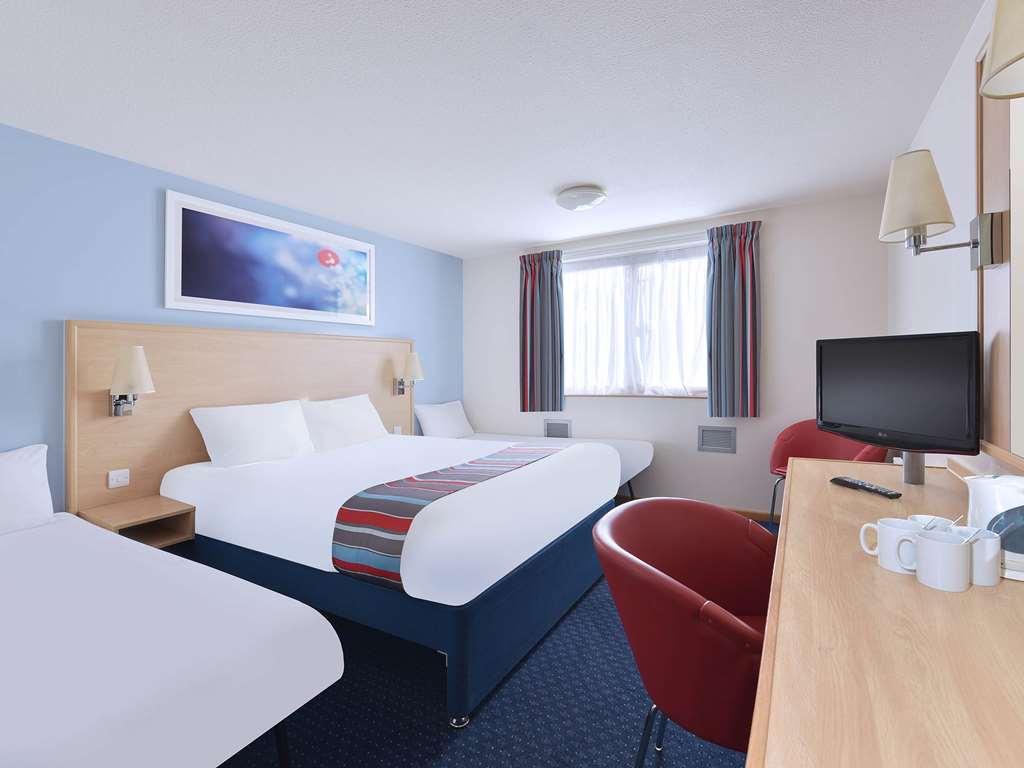 Travelodge Stirling M80 Cambusbarron Номер фото
