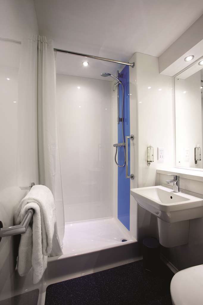 Travelodge Stirling M80 Cambusbarron Номер фото